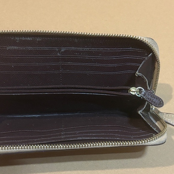 Coach wallet - Picture 3 of 3